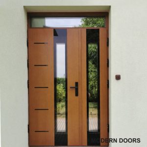 Двустворчатая входная дверь со стеклом MODERN DOORS